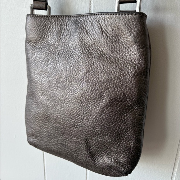 Michael Kors Metallic Leather Crossbody Bag - Picture 4 of 11